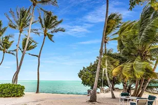 75131 Overseas Hwy, Islamorada, FL 33036 - Photo 21