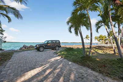 6 Palmetto Drive, Big Coppitt, FL 33040 - Photo 21