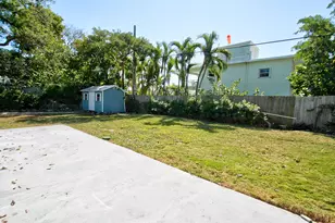 158 Pearl Ave, Tavernier, FL 33070 - Photo 21