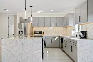 19 Coral Way, Key Largo, FL 33037 - Photo 5