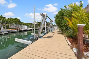 2121 Yellowtail Dr, Marathon, FL 33050 - Photo 25