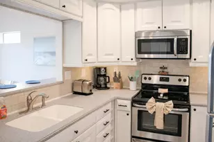 12400 Overseas Hwy #Villa # 3, Marathon, FL 33050 - Photo 7