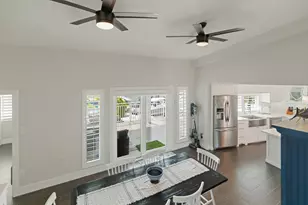 215 Wildwood Cir, Key Largo, FL 33037 - Photo 11