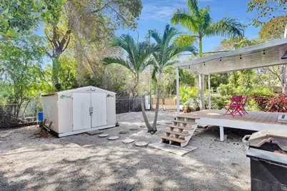 11 Oakwood Avenue, Key Largo, FL 33037 - Photo 31