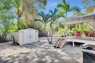 11 Oakwood Ave, Key Largo, FL 33037 - Photo 31