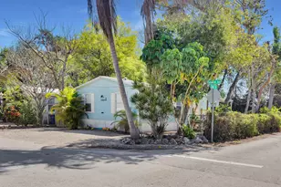 11 Oakwood Ave, Key Largo, FL 33037 - Photo 27