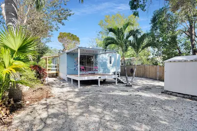 11 Oakwood Avenue, Key Largo, FL 33037 - Photo 29