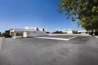 11401 Overseas Highway, Marathon, FL 33050 - Photo 9