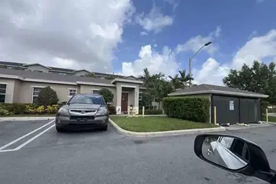 462 NE 4th Avenue, Florida City, FL 33034 - Photo 1