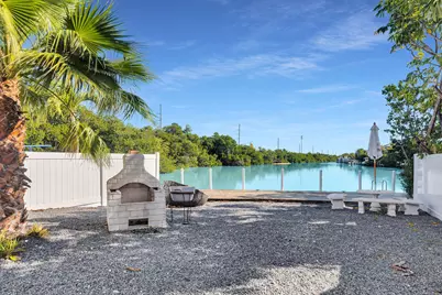 100 Iroquois Drive #5, Islamorada, FL 33036 - Photo 23