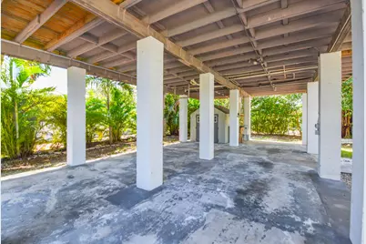 31042 Avenue J, Big Pine Key, FL 33043 - Photo 15