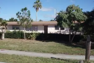 605 N Pennock Ln, Other, FL 33458 - Photo 5