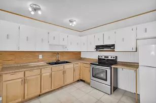 62 Silver Springs Dr, Key Largo, FL 33037 - Photo 11