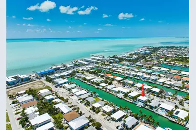 330-340 4th Street, Key Colony, FL 33051 - Photo 3