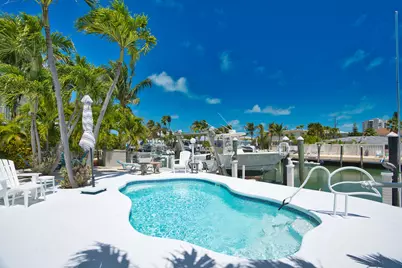 330-340 4th Street, Key Colony, FL 33051 - Photo 9