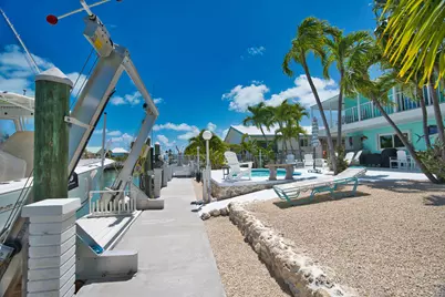 330-340 4th Street, Key Colony, FL 33051 - Photo 11