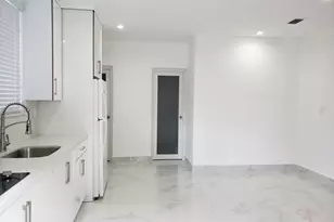 169 Corrine Pl, Key Largo, FL 33037 - Photo 1