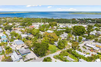 19 Judy Place, Key Largo, FL 33037 - Photo 11