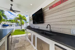 292 Woods Ave, Tavernier, FL 33070 - Photo 13