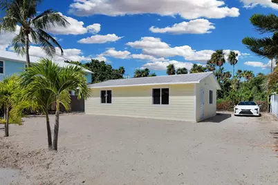 417 95th Street, Marathon, FL 33050 - Photo 1