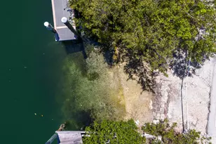 103 52nd St, Marathon, FL 33050 - Photo 9