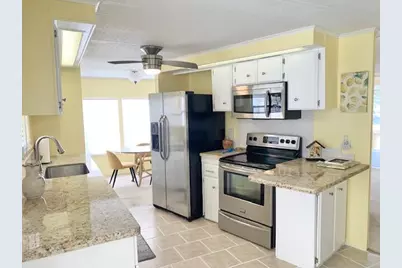 901 S Emerald Drive, Key Largo, FL 33037 - Photo 9