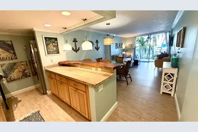 88500 Overseas Highway #APT 108, Upper Sugarloaf Key, FL 33070 - Photo 5