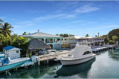 232 W Seaview Drive, Duck Key, FL 33050 - Photo 13
