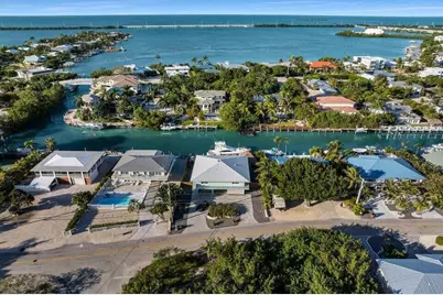 232 W Seaview Drive, Duck Key, FL 33050 - Photo 3