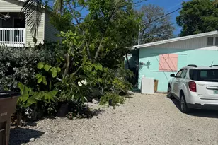 250 66th St, Marathon, FL 33050 - Photo 5