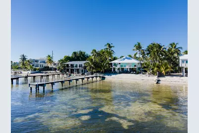 75071 Overseas Highway, Upper Sugarloaf Key, FL 33036 - Photo 1