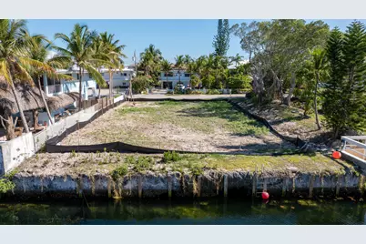 483 Bahia Avenue, Key Largo, FL 33037 - Photo 13