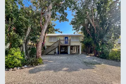 130 Ocean View Drive, Tavernier, FL 33070 - Photo 1