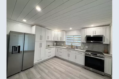 521 Sound Drive, Key Largo, FL 33037 - Photo 1