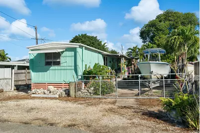 145 2nd Court, Key Largo, FL 33037 - Photo 1