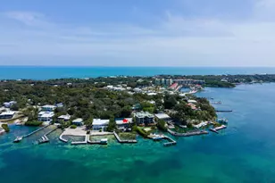 156 Key Heights Dr, Tavernier, FL 33070 - Photo 1