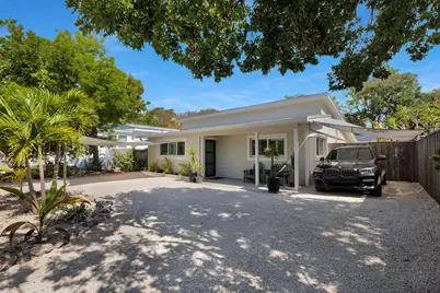 122 S Bay Harbor Drive, Key Largo, FL 33037 - Photo 1