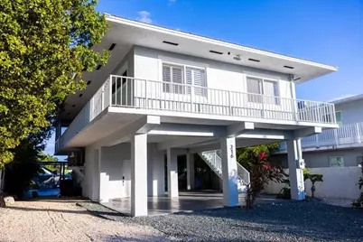 216 La Paloma Road, Key Largo, FL 33037 - Photo 1