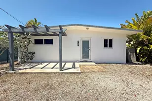 177 Pearl Ave, Tavernier, FL 33070 - Photo 1