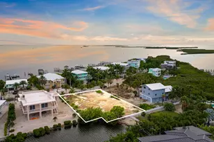 86 N Bounty Ln, Key Largo, FL 33037 - Photo 1