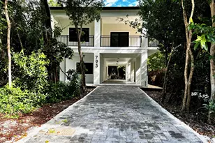 793 Oceana Ave, Key Largo, FL 33037 - Photo 1