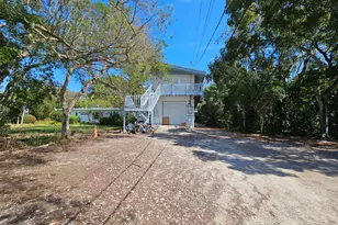 100693 Overseas Hwy, Key Largo, FL 33037 - Photo 1