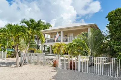 174 Marina Avenue, Key Largo, FL 33037 - Photo 1