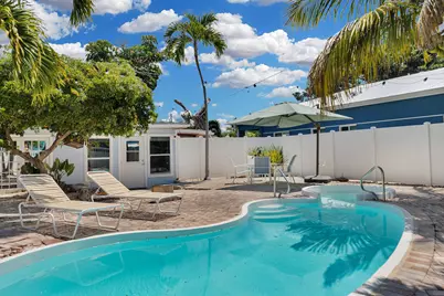 16 Janet Place, Key Largo, FL 33037 - Photo 1