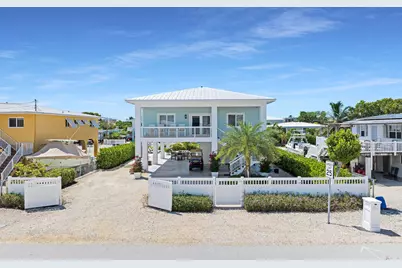162 Marina Avenue, Key Largo, FL 33037 - Photo 1