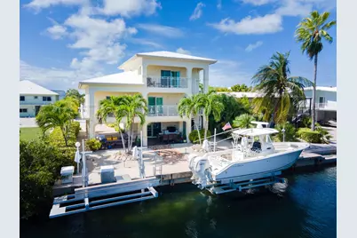 104 W Plaza Granada, Islamorada, FL 33036 - Photo 1