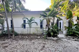 154 Cocoa Dr, Islamorada, FL 33036 - Photo 1