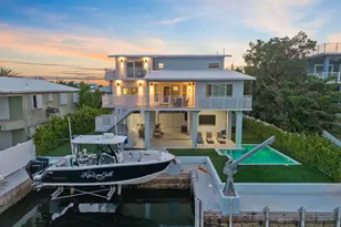 215 Wildwood Cir, Key Largo, FL 33037 - Photo 1