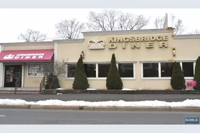 44 Franklin Turnpike, Mahwah, NJ 07430 - Photo 1