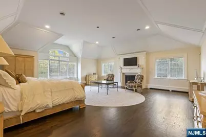 51 Chestnut Ridge Road, Saddle River, NJ 07458 - Photo 19